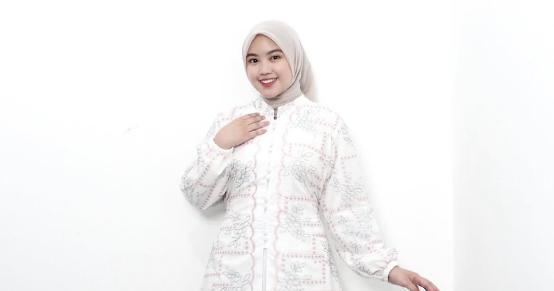 Inspirasi OOTD Lebaran dengan Outfit Elegan dari Elnisha Boutique (Sumber gambar: Instagram elnishaboutique)