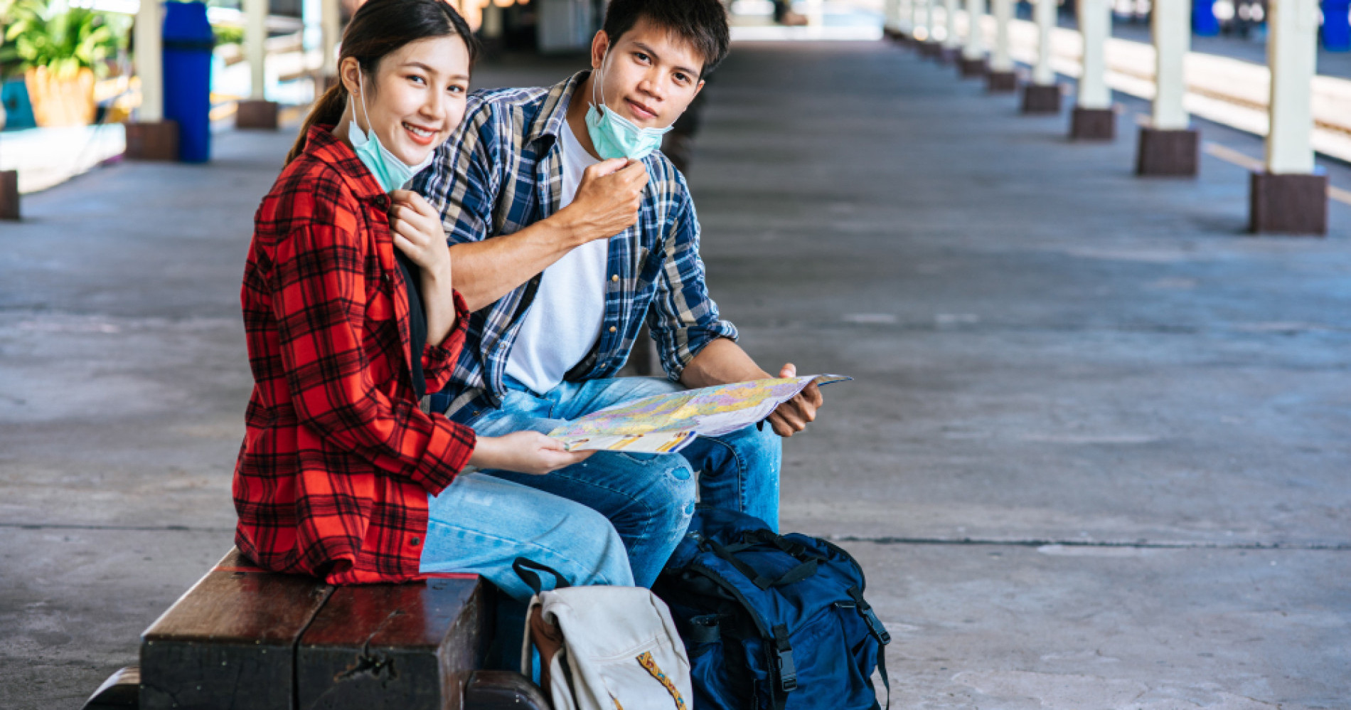 Ilustrasi mudik asyik tanpa takut kantong boncos (Sumber gambar : freepik.com)