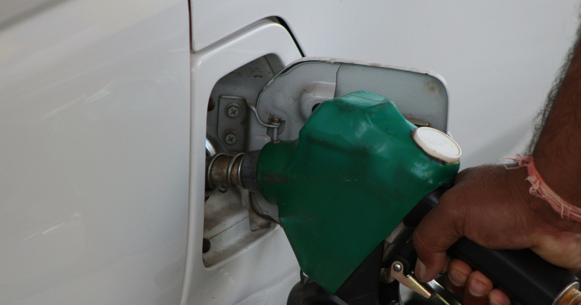 Bahan bakar/Foto oleh Fahad Puthawala: https://pexels.com/id