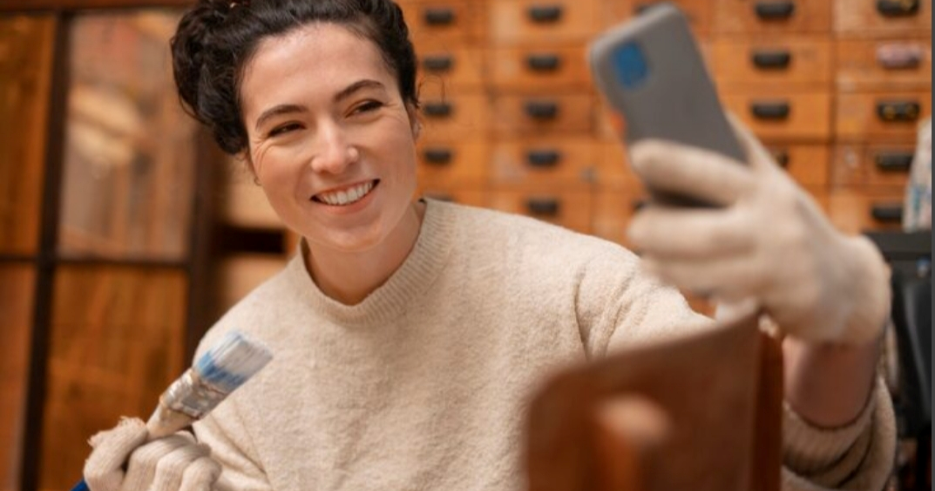 Ilustras conten creator (Sumber :Freepik)