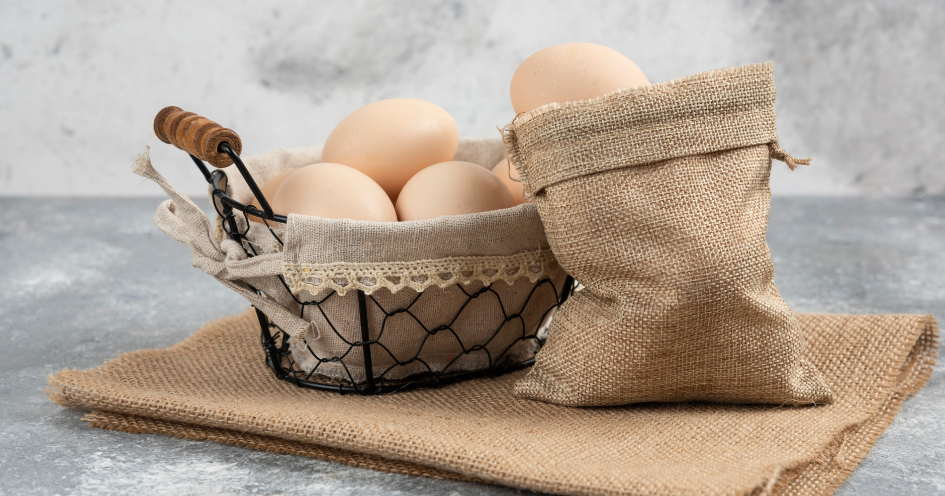 Peluang bisnis di tengah krisis [Freepik]