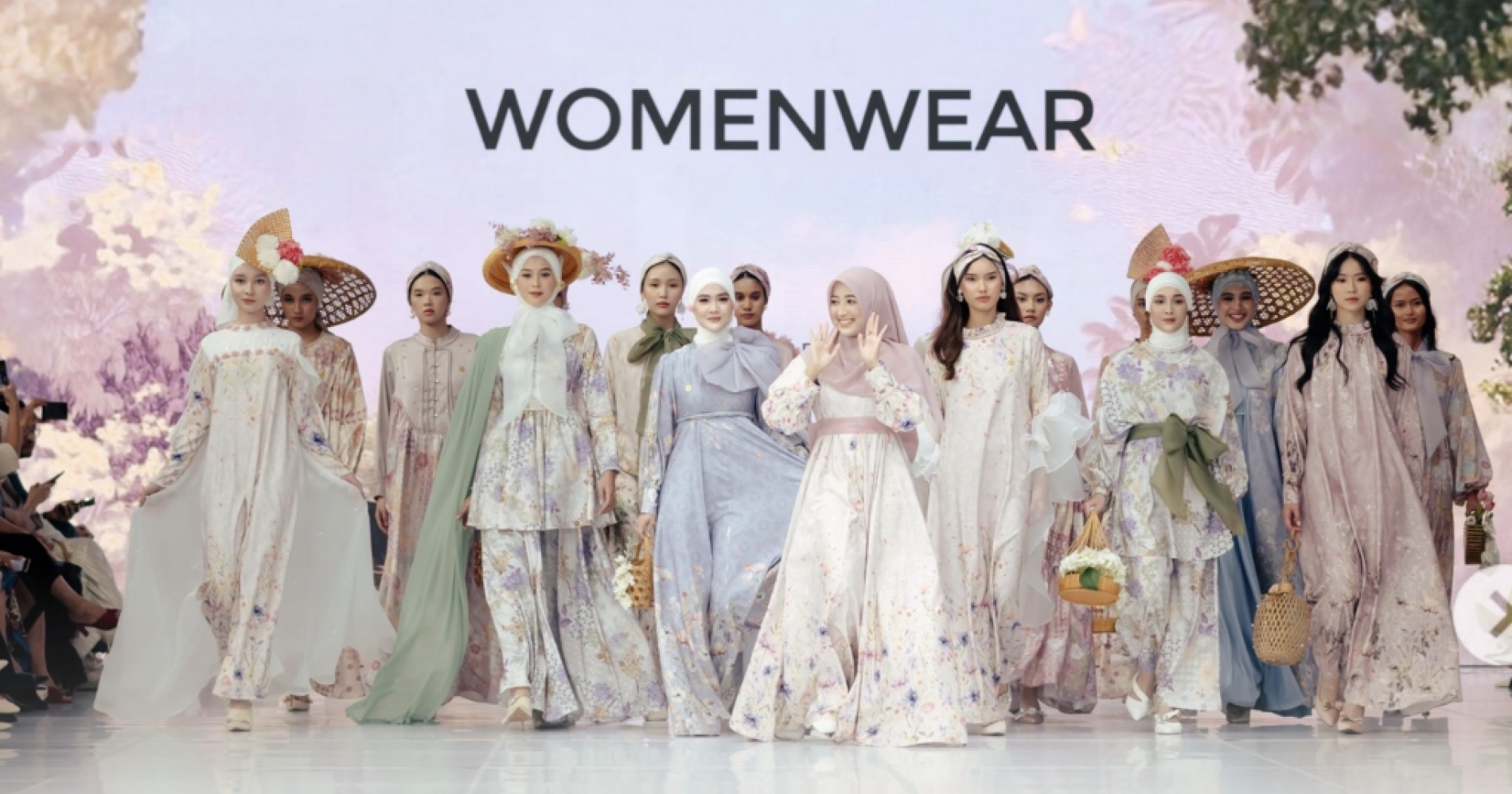 Membangun Bisnis dari Nol: 5 Strategi yang Bisa Diterapkan dari Perjalanan Womenwear oleh Malvika Amaliah. Sumber gambar Instagram Malvika Amaliah