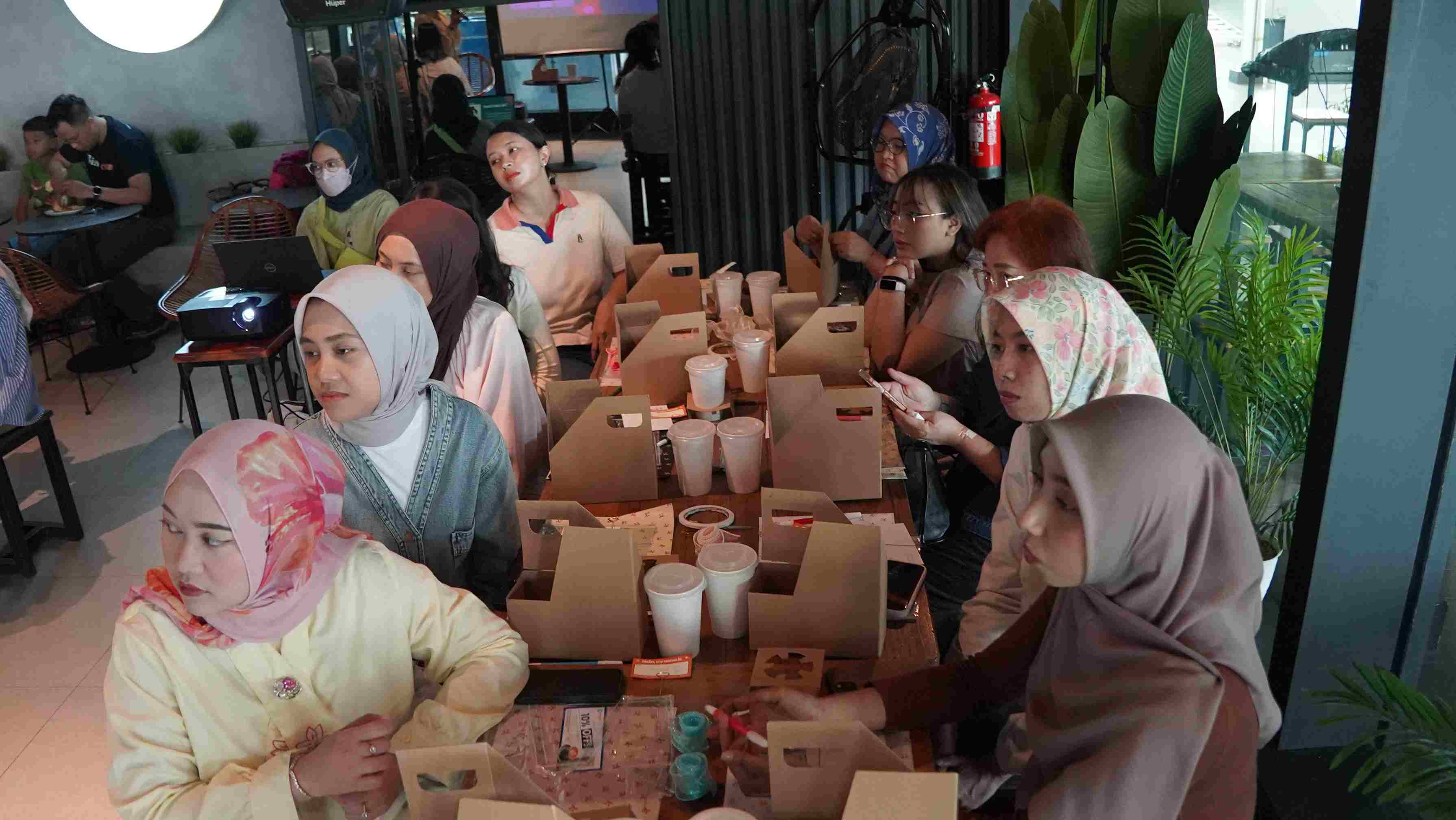 Women Story by Bisnis Muda