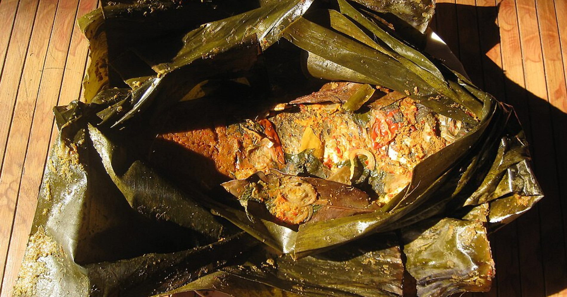 Ilustrasi Pepes Ikan Makanan Sehat dari Menu Lokal (Foto Wikimedia Commons)