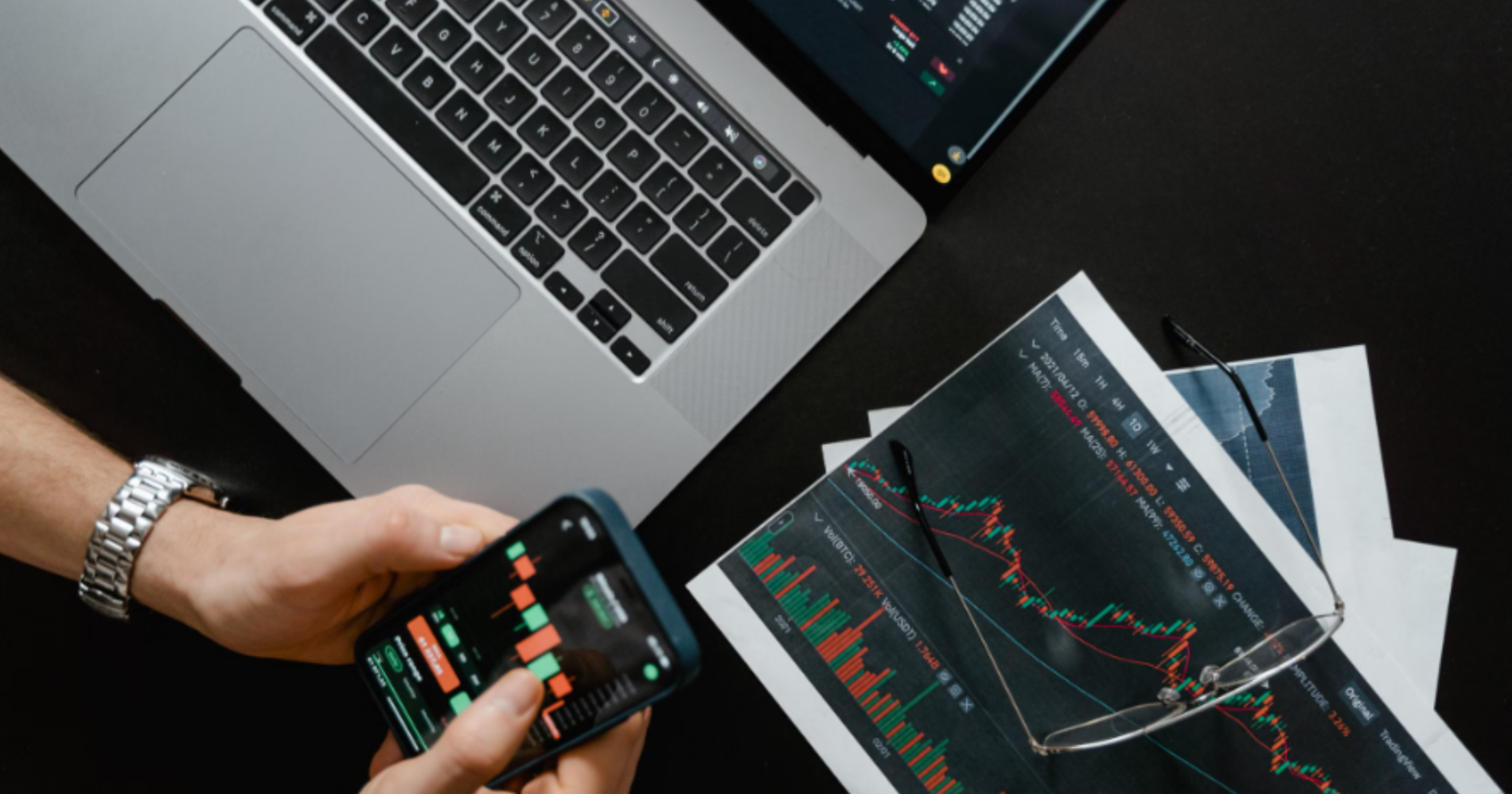 Beli saham (Sumber gambar: Pexels)