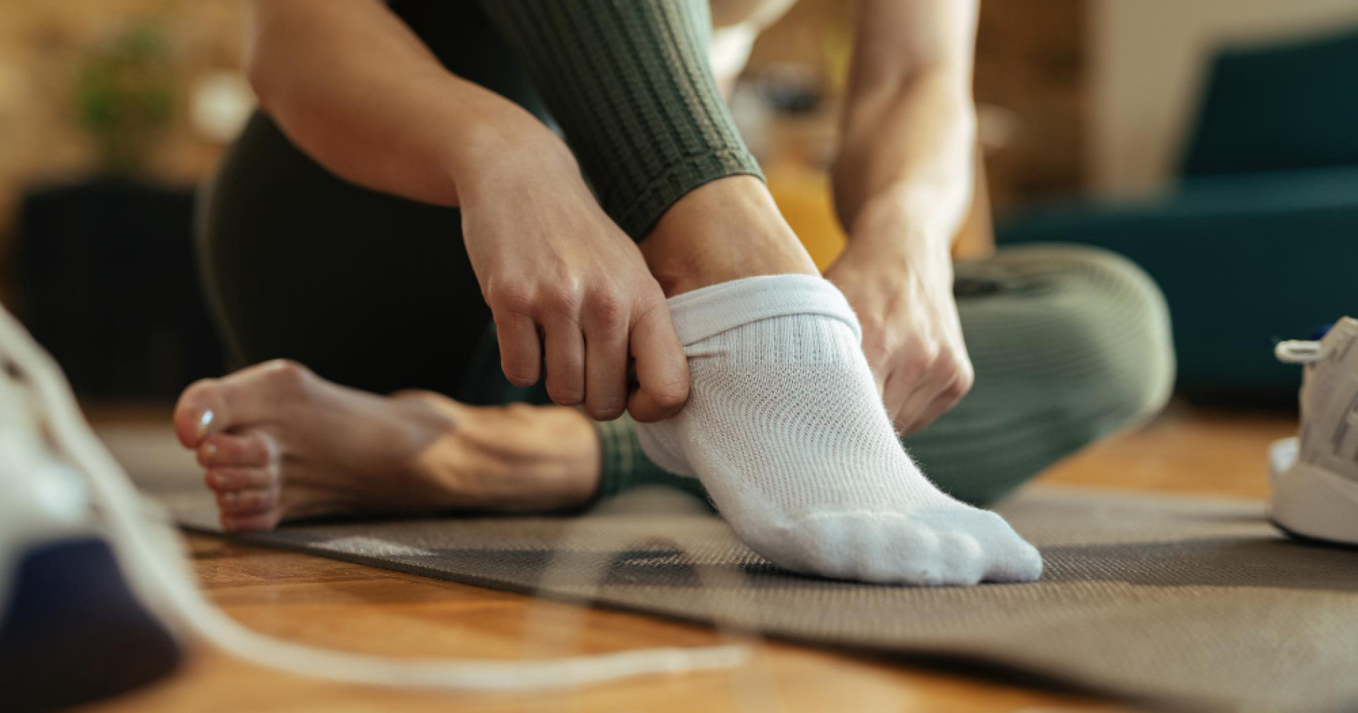 Ilustrasi Grip Socks Pilates (Foto Freepik.com)
