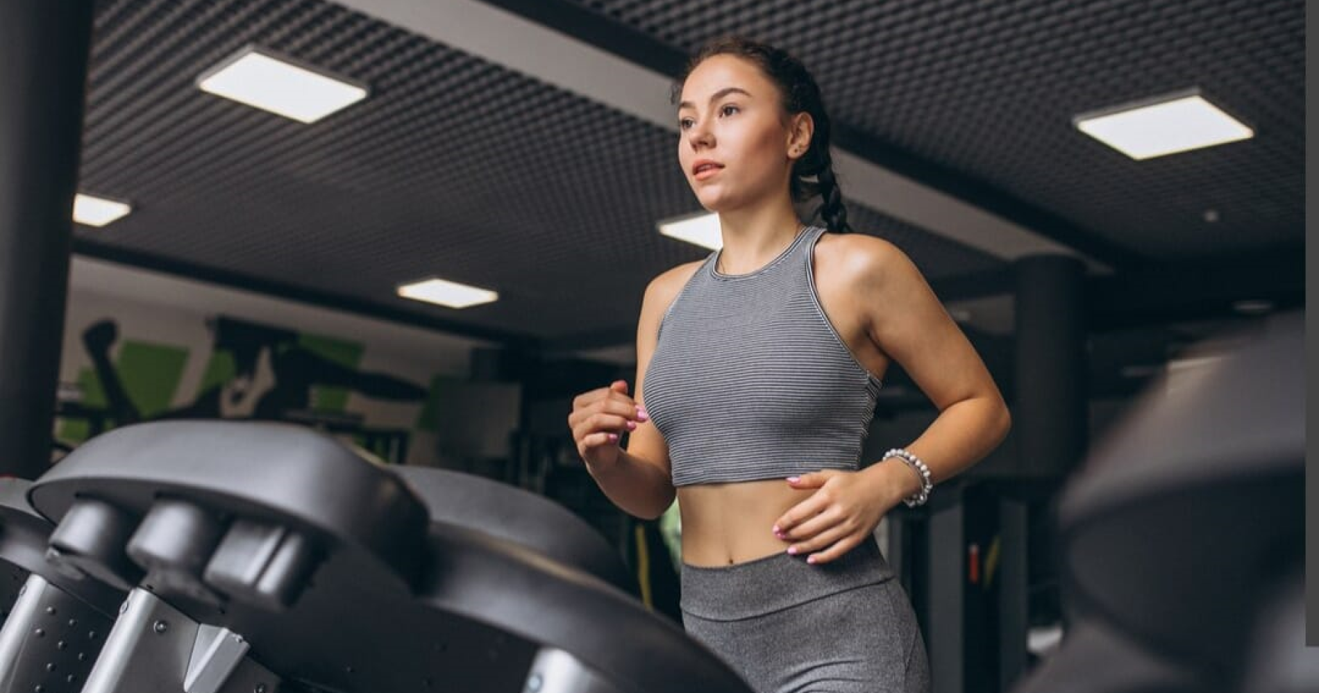 ilustrasi aktivitas di gym (sumber : freepik.com)