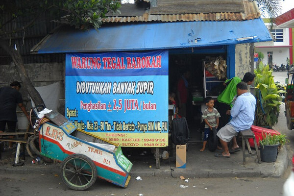 Bagaimana Upaya Supaya Kelas Menengah Tidak Turun Kasta?