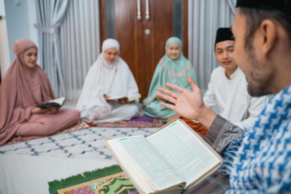 4 Makna Perayaan Maulid Nabi Muhammad: Dari Tradisi hingga Transformasi Diri